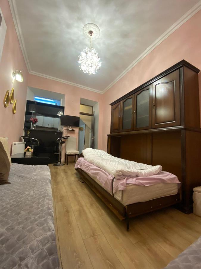 Honey Apartment Tbilisi Esterno foto